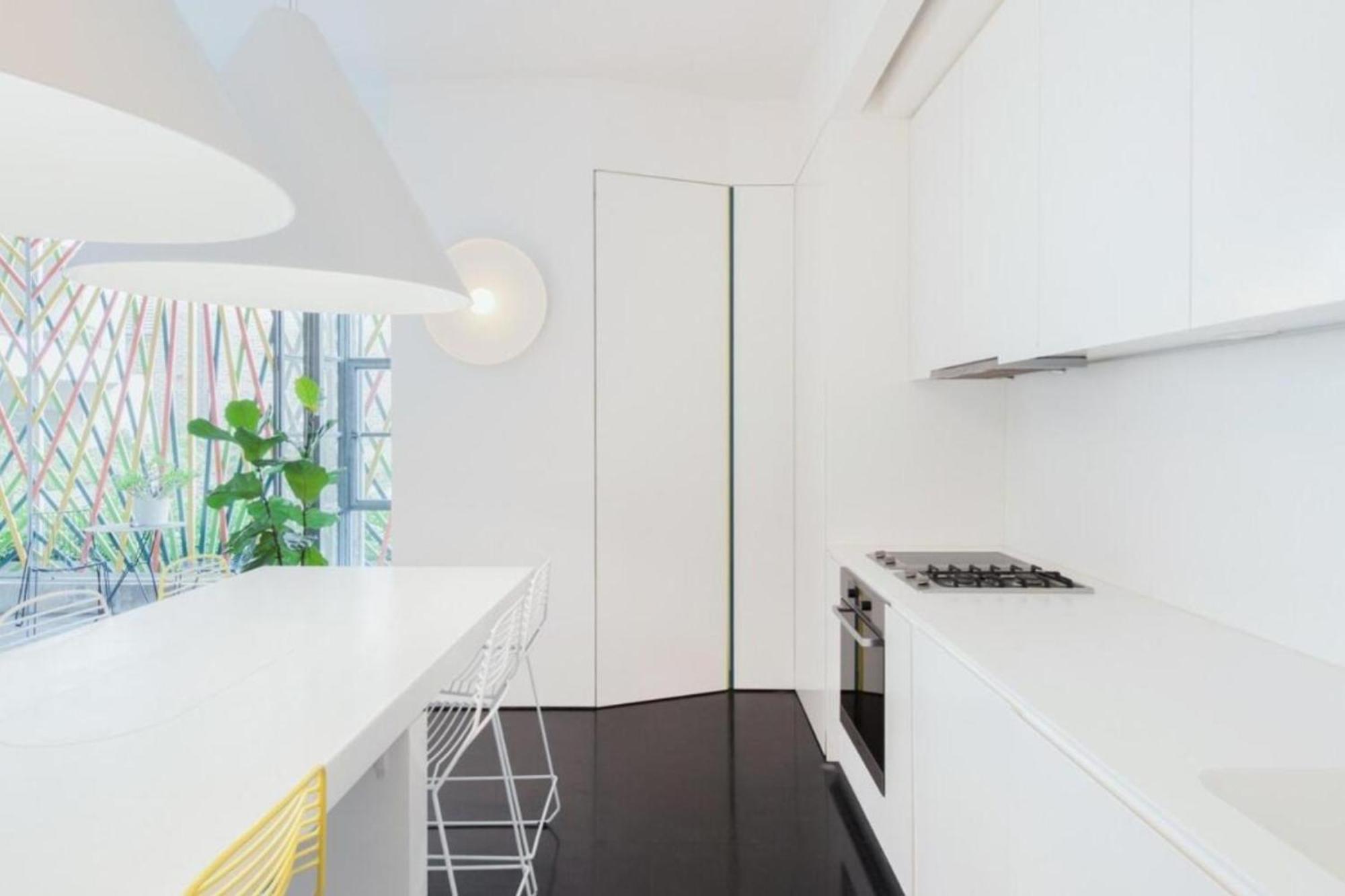 Stunning Potts Point Pad In Iconic 'yellow House' Apartment *